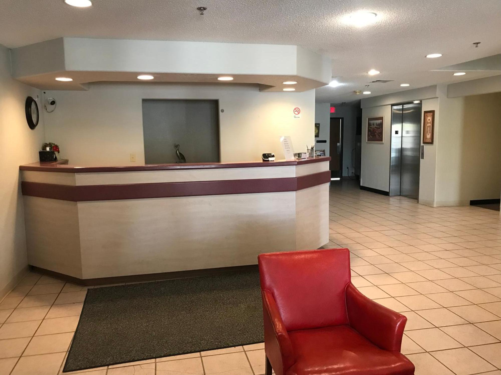 Chadron Inn & Suites Buitenkant foto