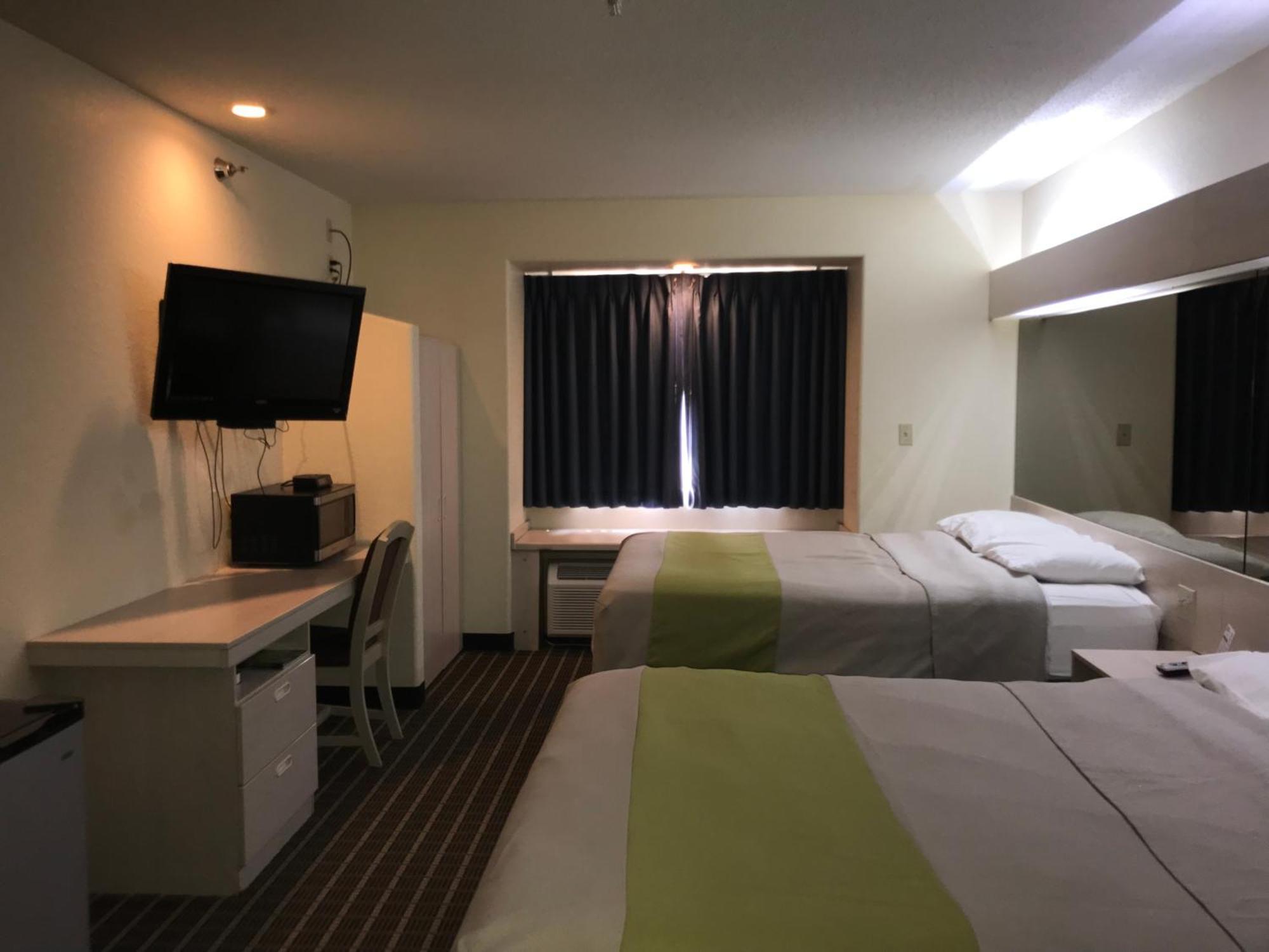 Chadron Inn & Suites Buitenkant foto